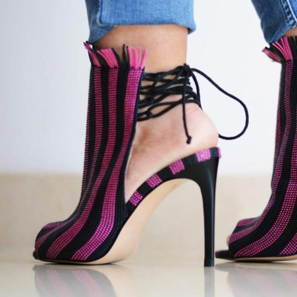 ZARA | Textured High Heels w/Lace Up - Picture 10 of 12